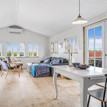 Thine - 250m From The Sea By Interhome