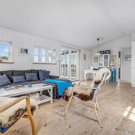 Thine - 250m From The Sea By Interhome Harboør