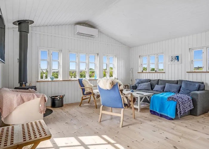 Thine - 250m From The Sea By Interhome