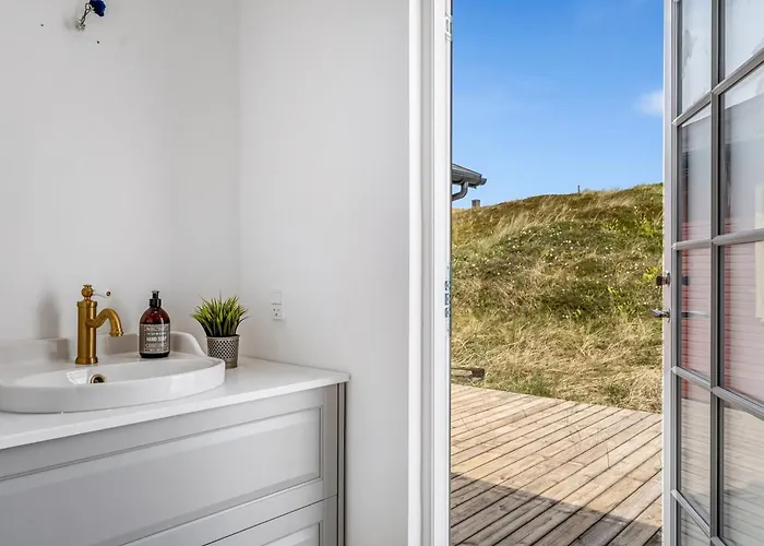 Thine - 250m From The Sea By Interhome Semesterbostad *