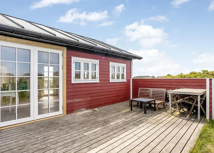 Thine - 250m From The Sea By Interhome * Harboør